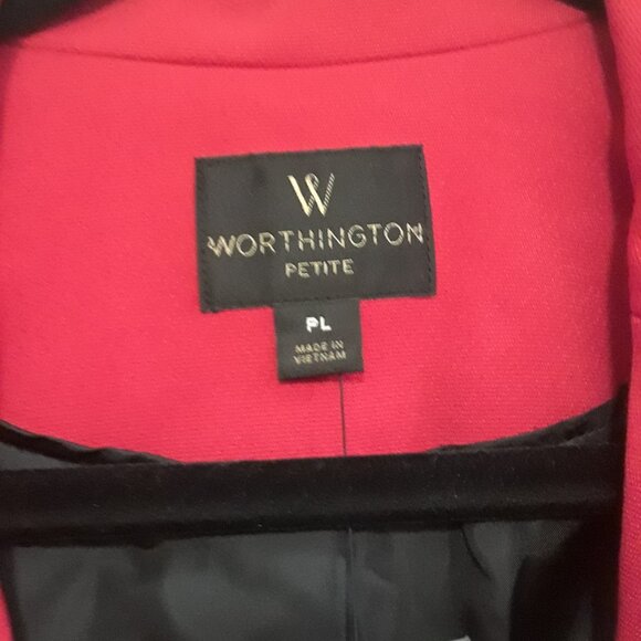 Red Jacket - Picture 10 of 12